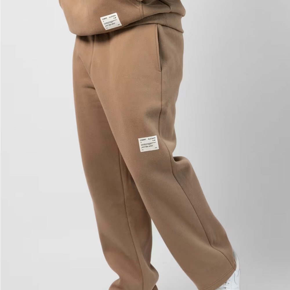 Comfrt Hoodie and Sweatpants Set in Teddy - Picture 2 of 6